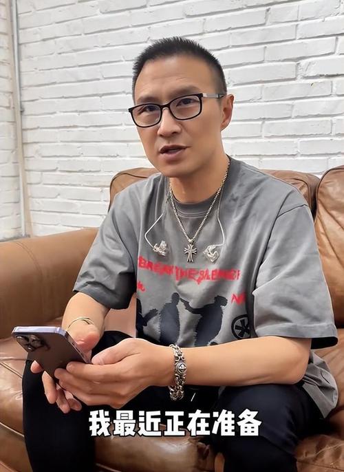 汪峰上头条什么意思？难道又有啥大瓜要来了？